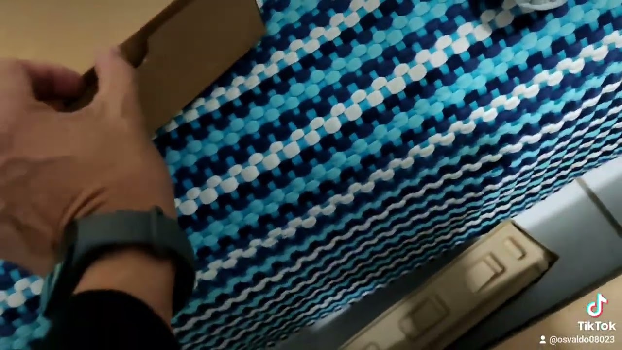 unboxing Sony sa-rs5
