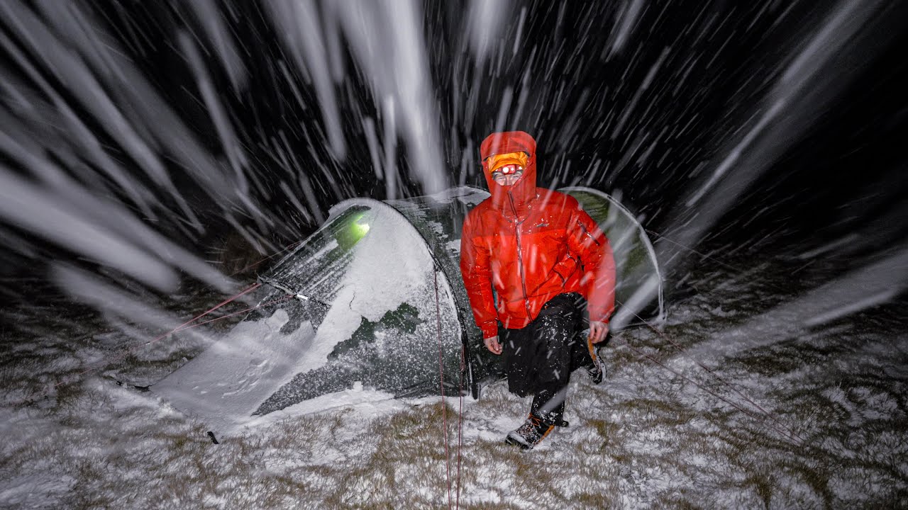 SNOW STORM SURVIVAL CAMPING In Winter Blizzard