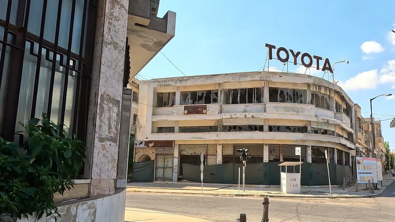 Cyprus Ghost Town Varosha / Zupern - die Geisterstadt Varosha in Famagusta