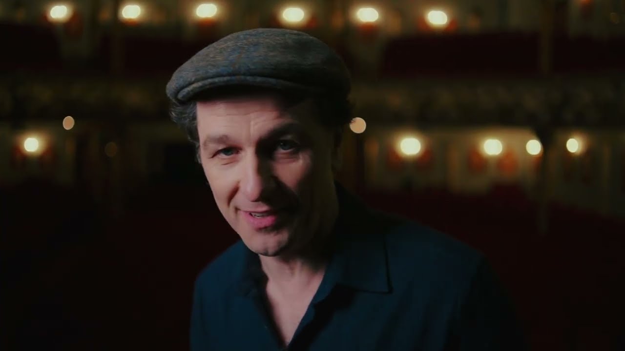 Matthew Rhys has a message for America from Wales