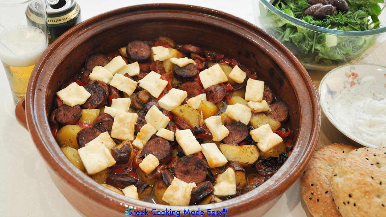 Greek Village Sausages Cooked in Beer - Χωριάτικα Λουκάνικα μαγειρεμένα σε Μπύρα