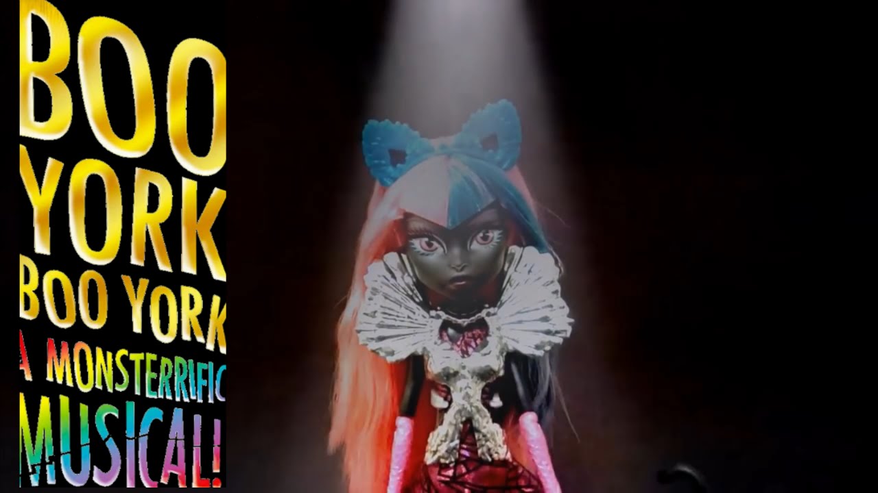 Catty Noir - Search Inside (A Monster High Stop Motion) DOLL PARODY