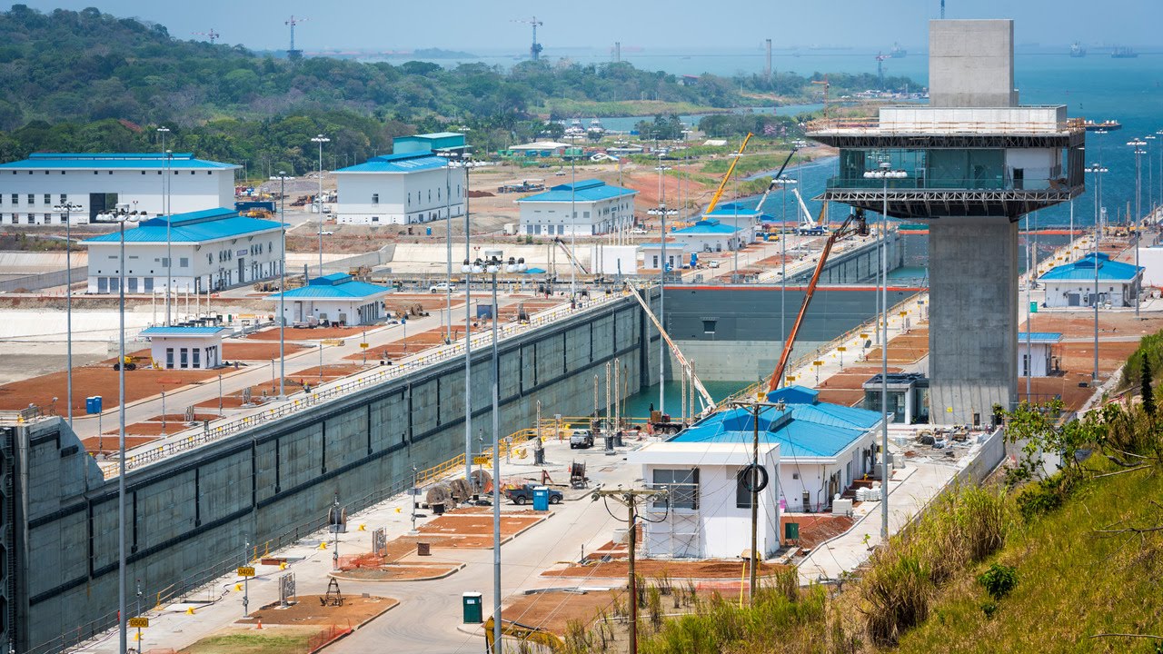 Panamakanal mit Technik von Bosch Rexroth