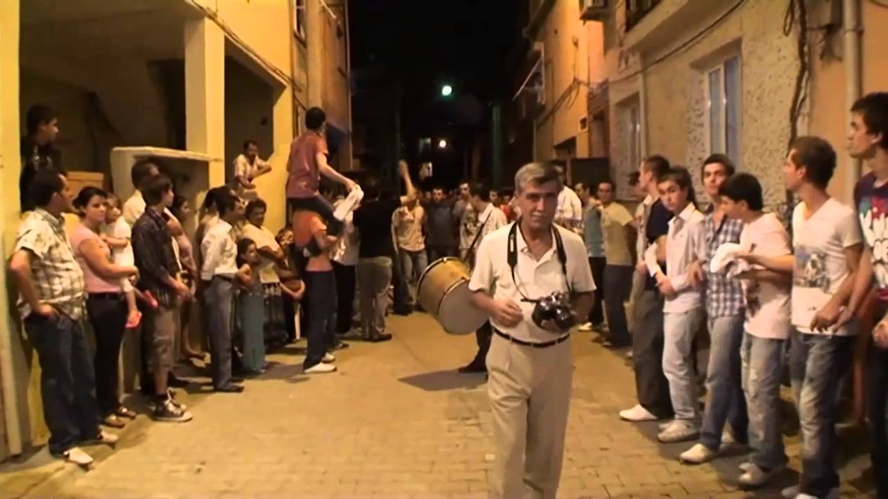 Ekrem & Erşan - Uzun Kavak