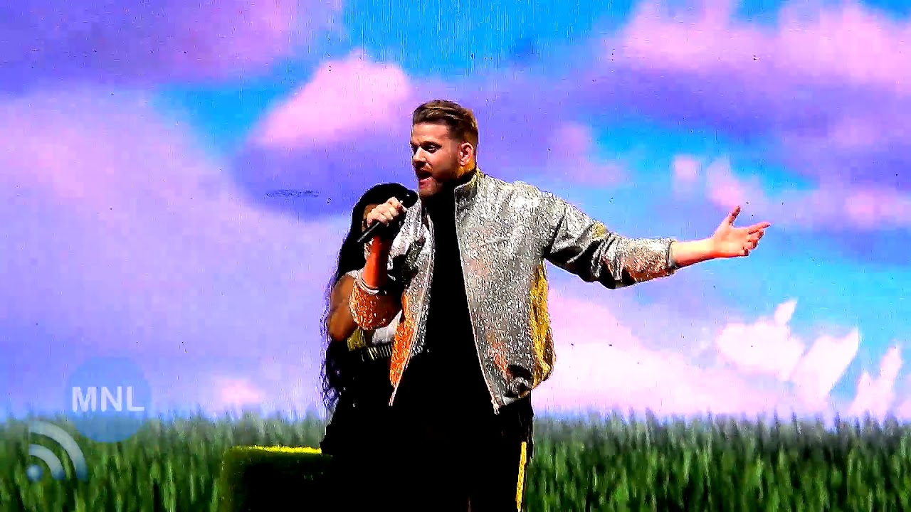 HAPPY NOW (Pentatonix | 2020 Momentum Live MNL)