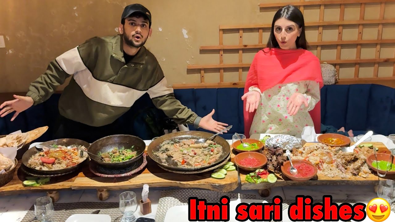Lahore me itna Sara khana khaya aj tou😍 | zoo ki jagah park pohanch gai😂