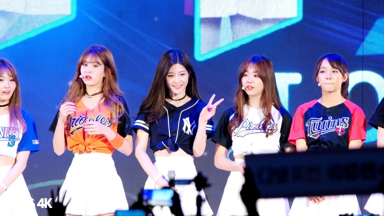 [직캠] 160429 롯데월드 청춘페스티벌 - 아이오아이 I.O.I 전소미, 정채연, 김소혜, 김세정 ( 토크2 ) 4K