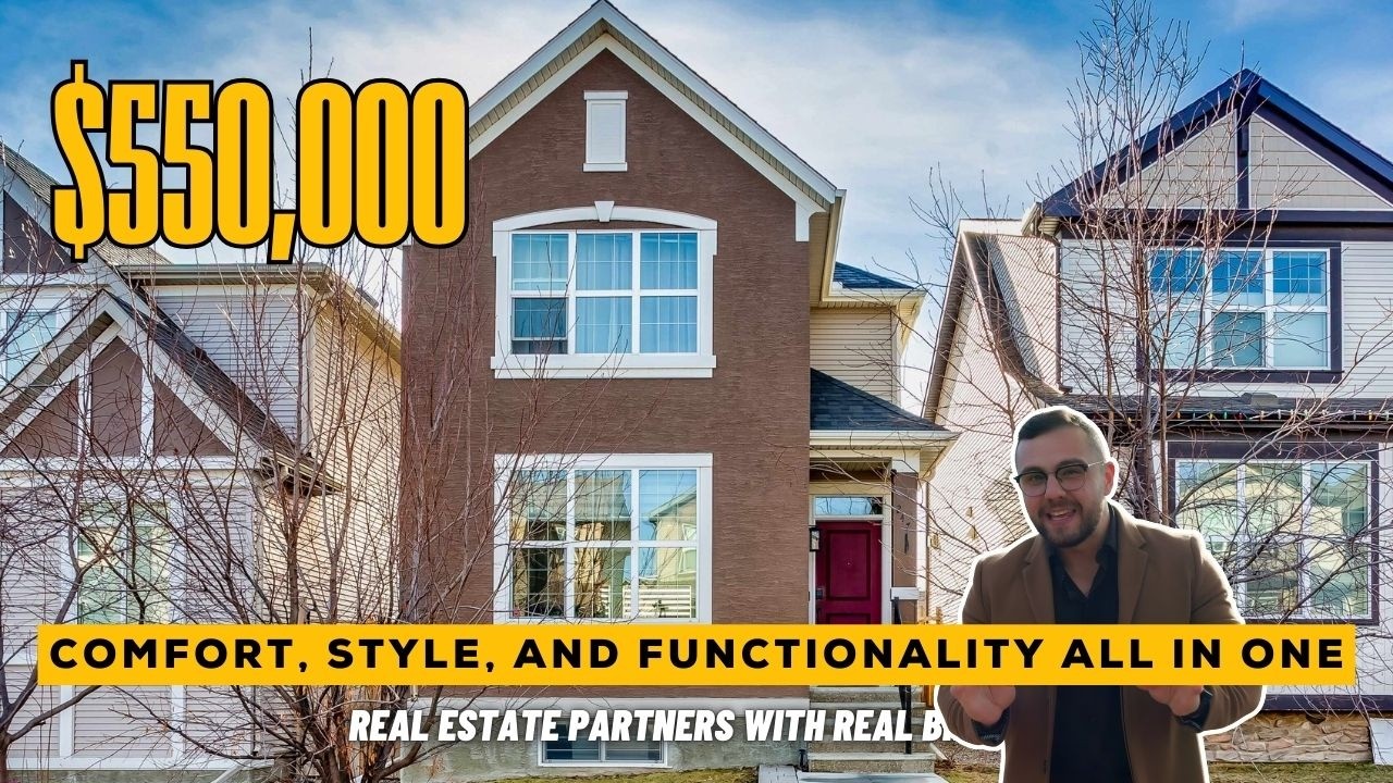 Beautifully Maintained Two-Storey Home - Perfect For Families In Cranston!