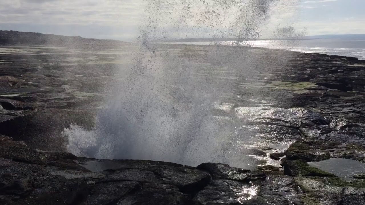 Inis Me&aacute;in Blowhole