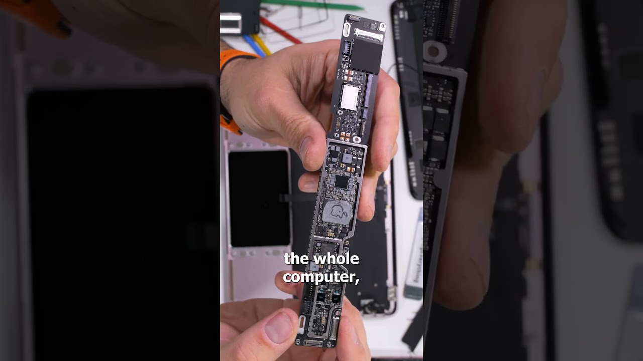 DONT LET YOUR MACBOOK WATCH THIS VIDEO