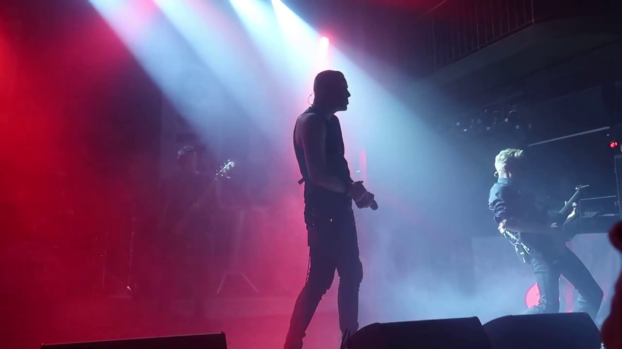 Poets of the Fall - False Kings (live in Hamburg)