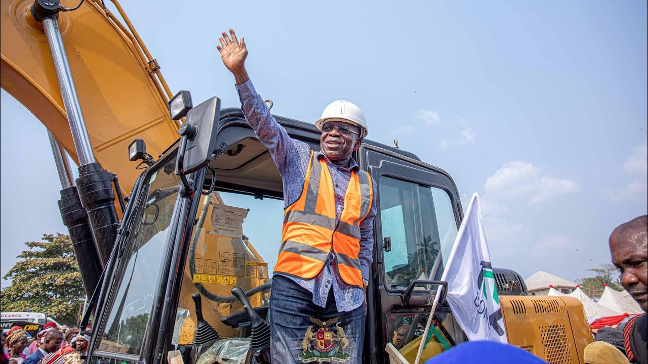 OFFICIAL FLAGGED OFF OF LONG ABANDONED OMENUKO BRIDGE IN OZUABAM AROCHUKWU LGA