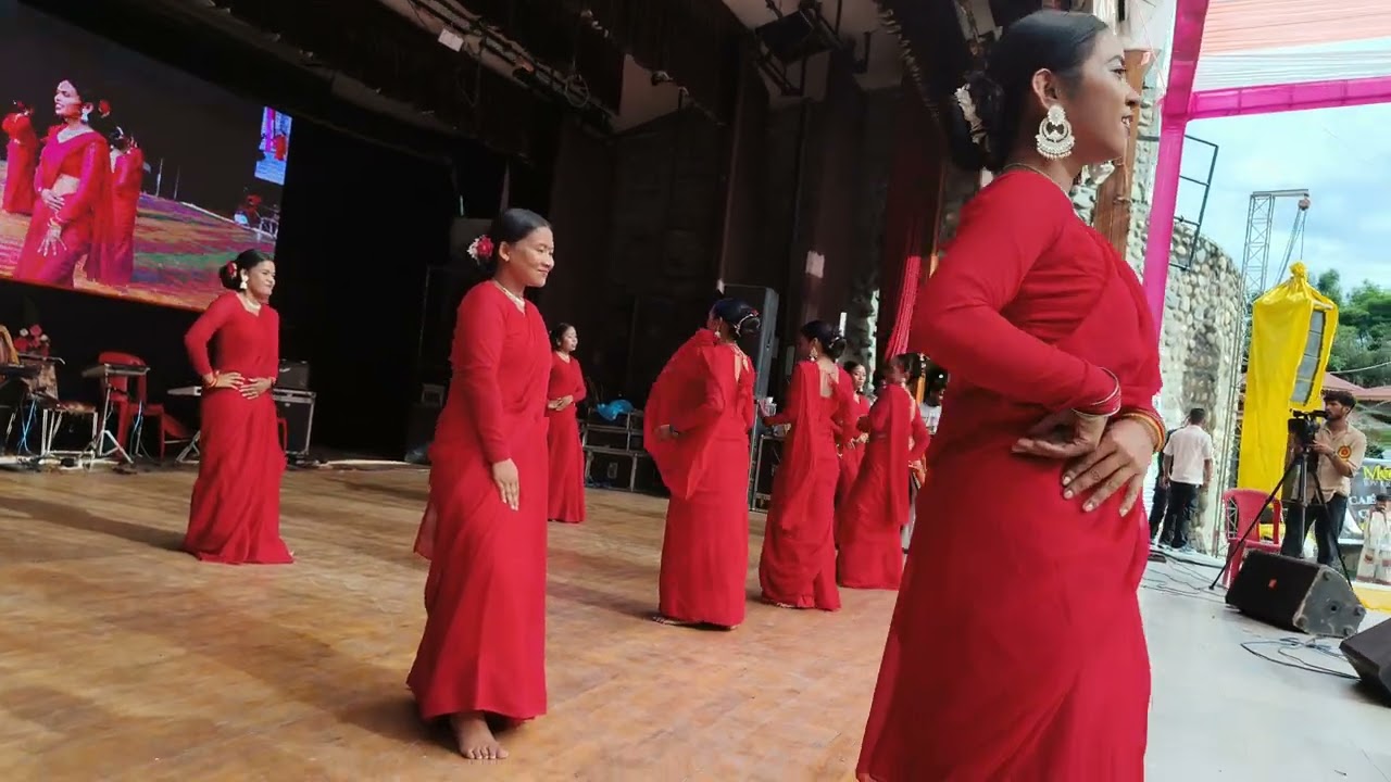 vocal: sanchita thapa magar, suman thapa magar#teejsong2081 #kalagharsindhuli#सिन्धुलिकलाघर