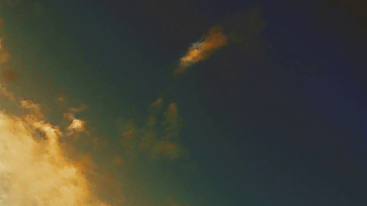 Anomalas skies ,