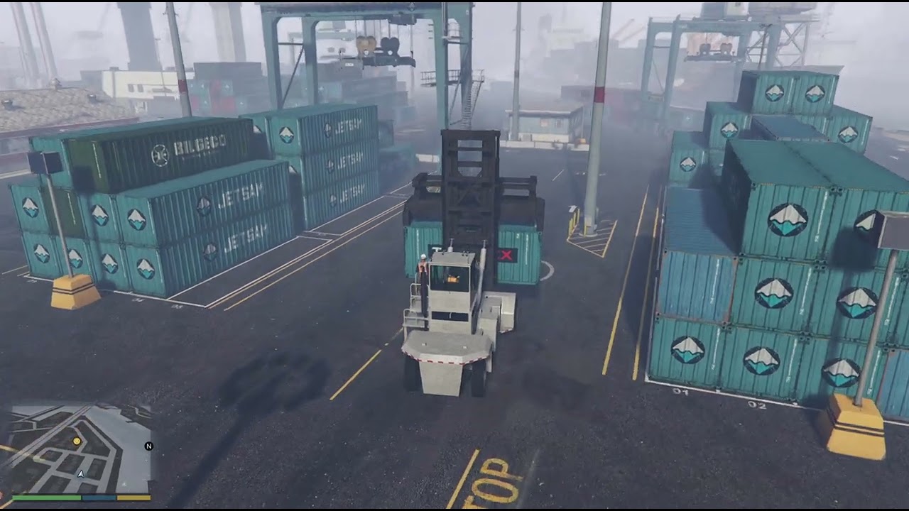 GtaV mission scouting the port (trevor)