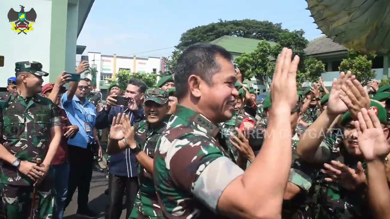 KUNJUNGAN KERJA KASAD DI MAKOREM 043/GARUDA HITAM