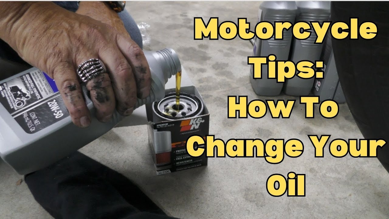 How to Change the Oil in a Harley Davidson Motorcycle - Motorcycle Tips  - 2000 Road King Classic