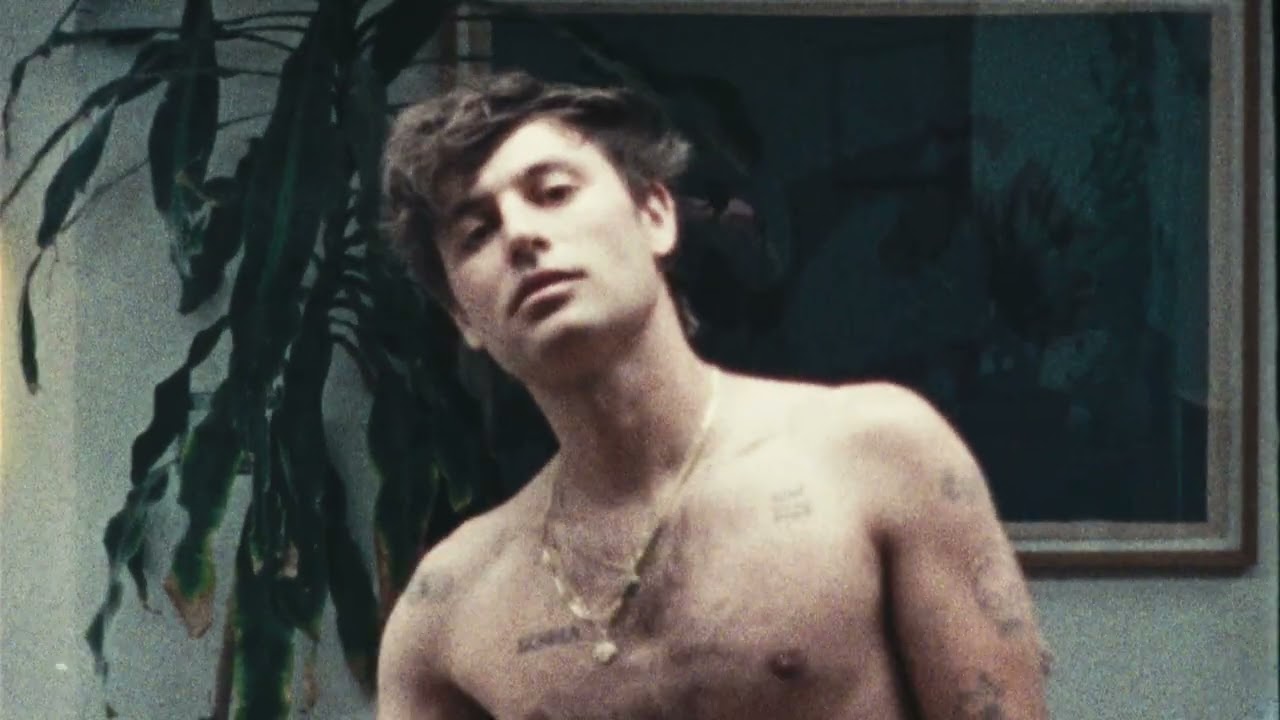 Yoke Lore - HYPERVENTILATE (Official video