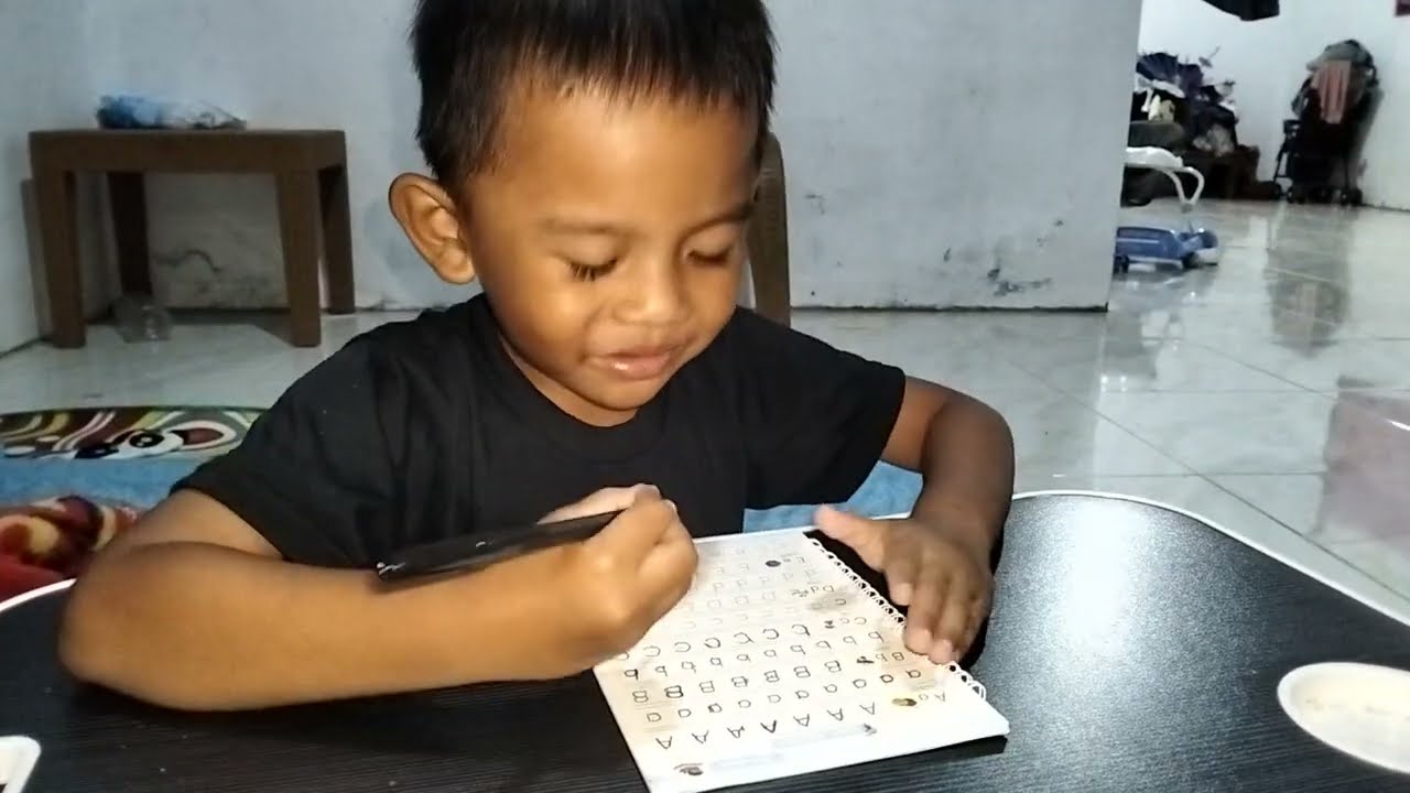 BELAJAR MENULIS HURUF ABCD DAN MENGENAL HURUF-HURUF ABCD