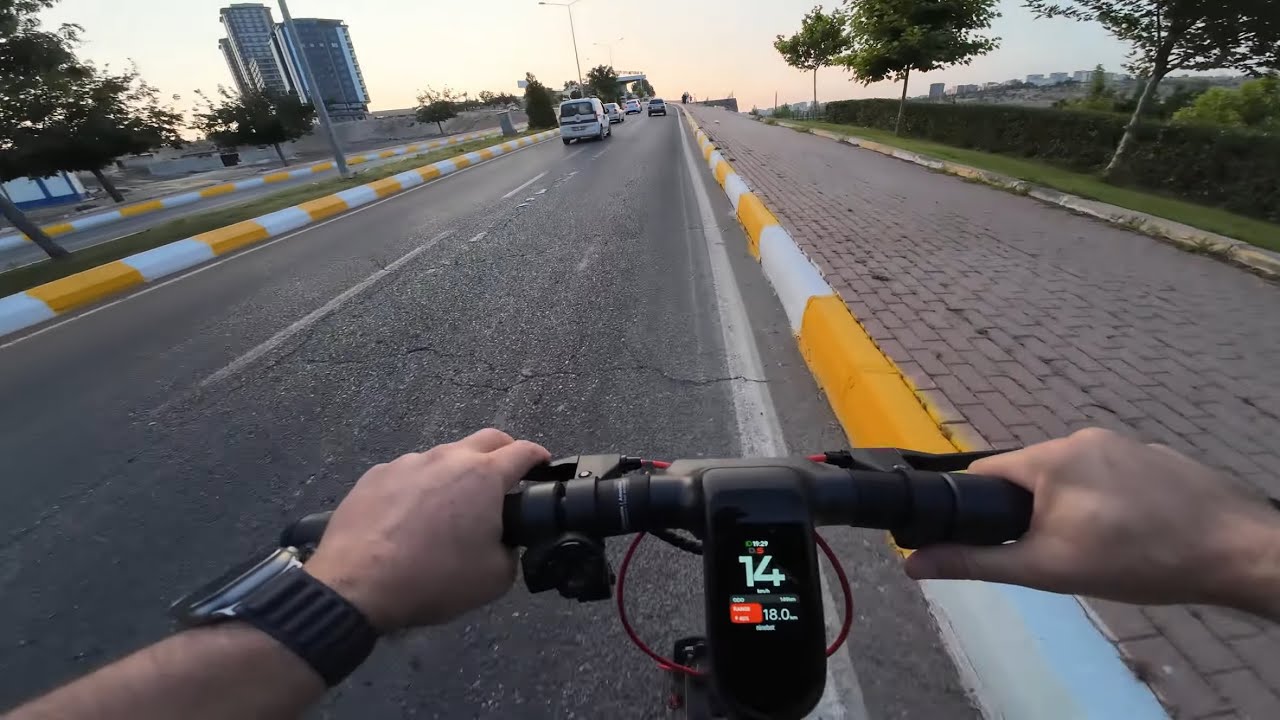 Segway Ninebot F3 Pro / Yüzde 16 Eğim Çıktım