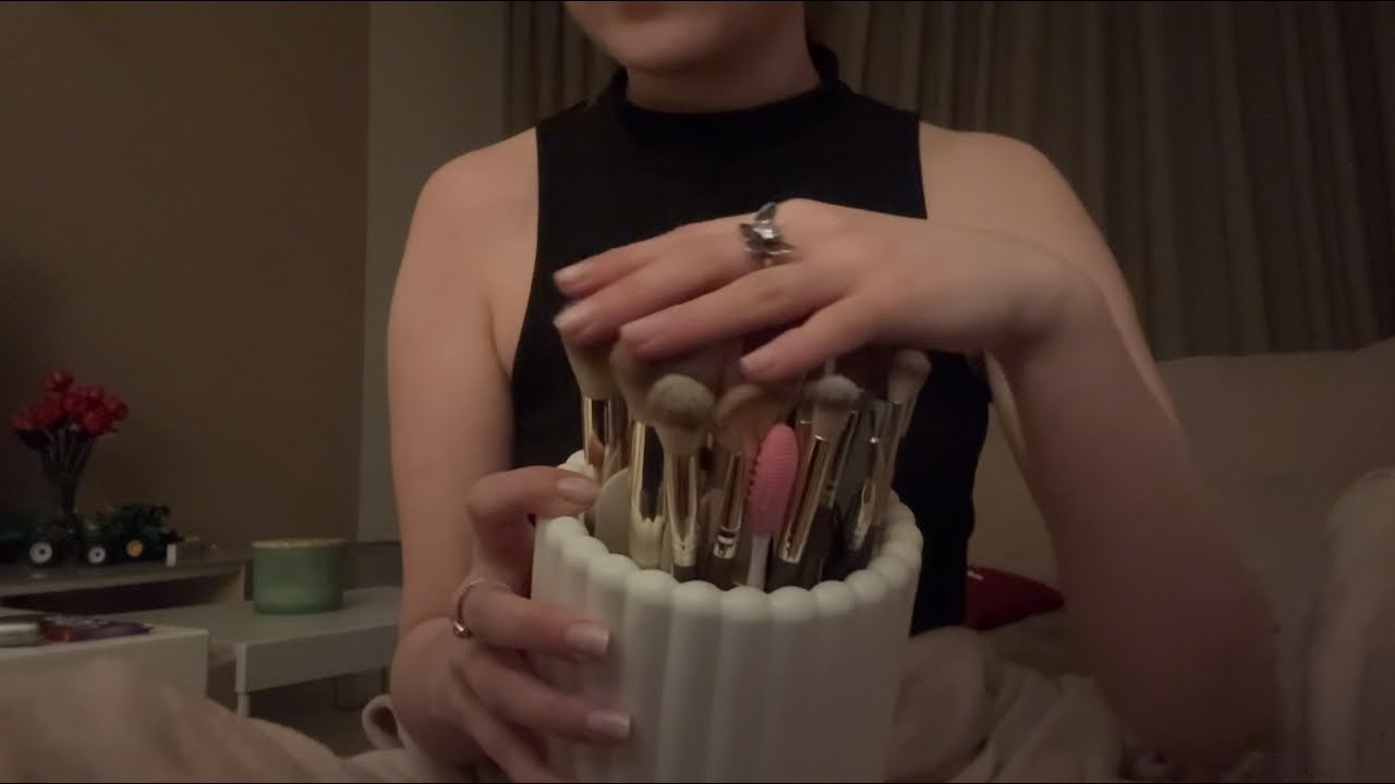 my first asmr video/doing your makeup lofi 