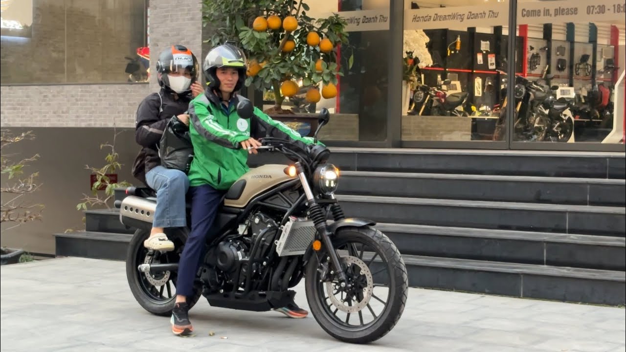 Honda CL500 2025 lên phụ kiện bà giao tới khách hàng