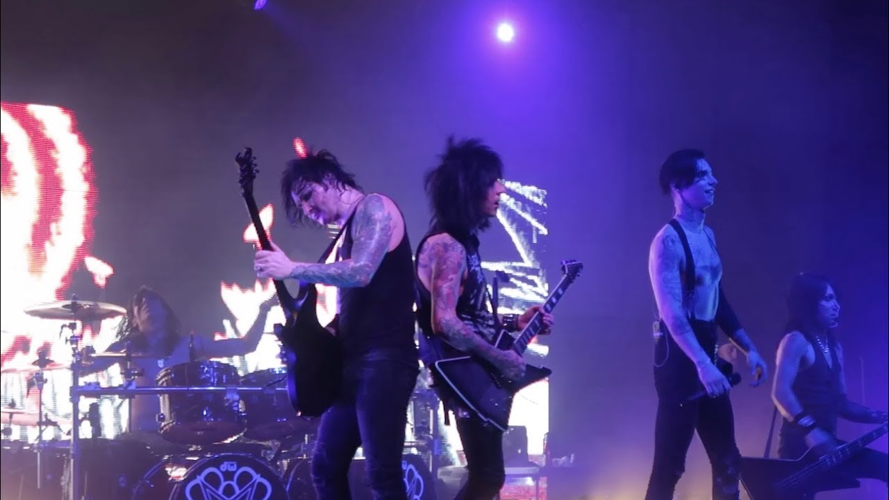 Black Veil Brides &mdash; видеоблог тура Resurrection (первый этап)