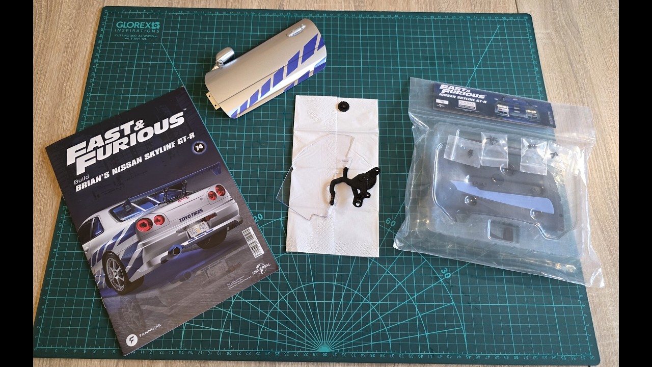 FAST & FURIOUS GTR ( Bauphase 74 ) Die linke Tür (4) und die Verkleidung.