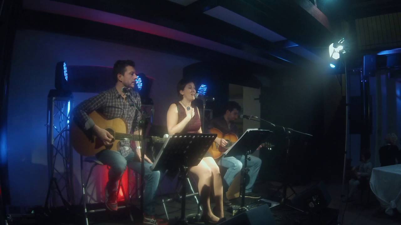 Medley dance '90 by SAhaRA acoustic trio