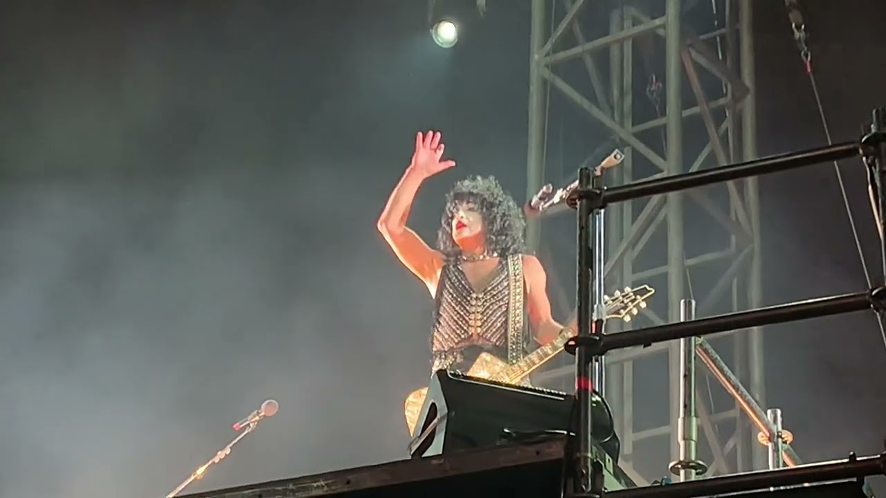 KISS, Love gun and I was made for lovin’ you, Tokyo dome, 30 Nov 2022, キッス　東京ドーム