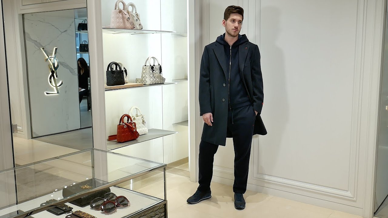 Isaia Napoli | Как выглядеть современно и с чем миксовать спорт-стиль | готовый образ от Isaia