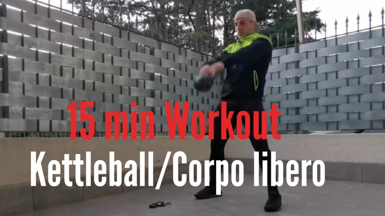 Allenamento a casa con una Kettleball e corpo libero