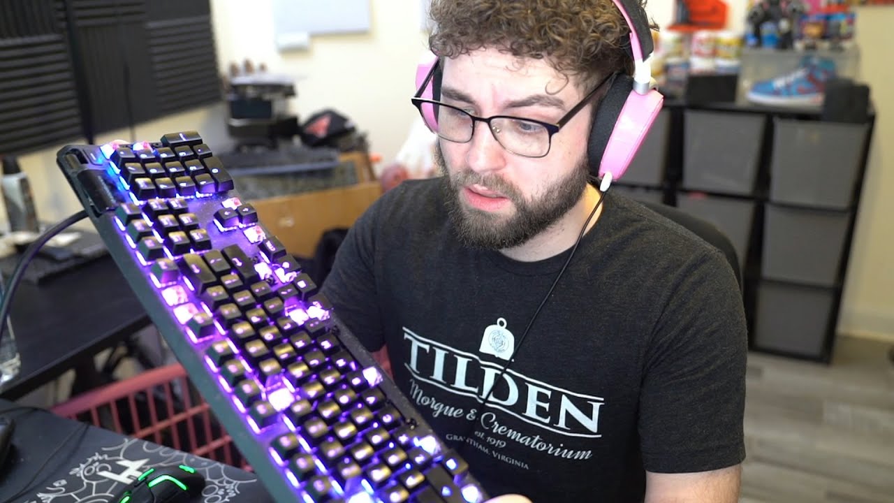 MULTIVERSUS is bad for my keyboard