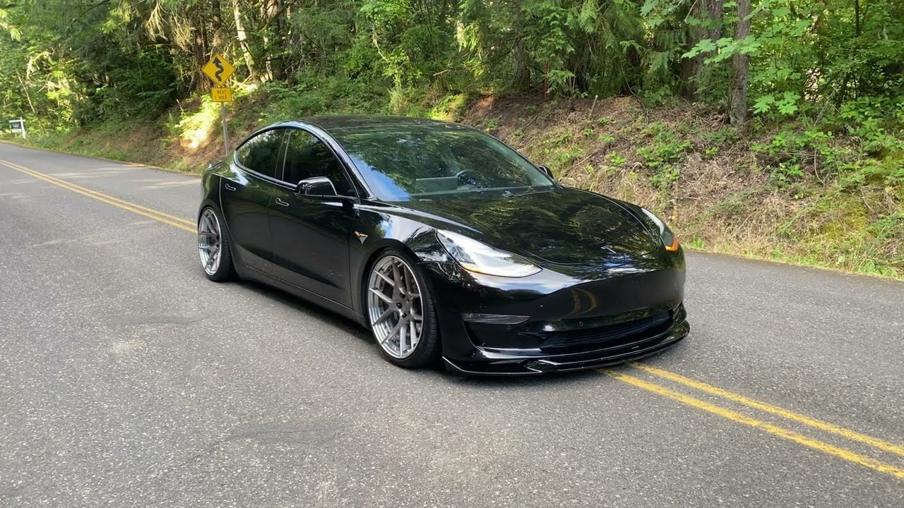 Walkaround: BC Forged HCS02 - Tesla Model 3