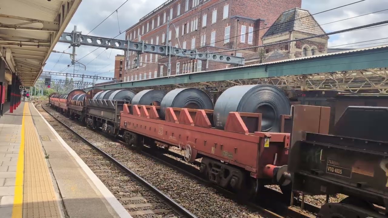 DB Cargo UK Class 66 no: 66179 @ Newport (6F07) 30/07/2026.