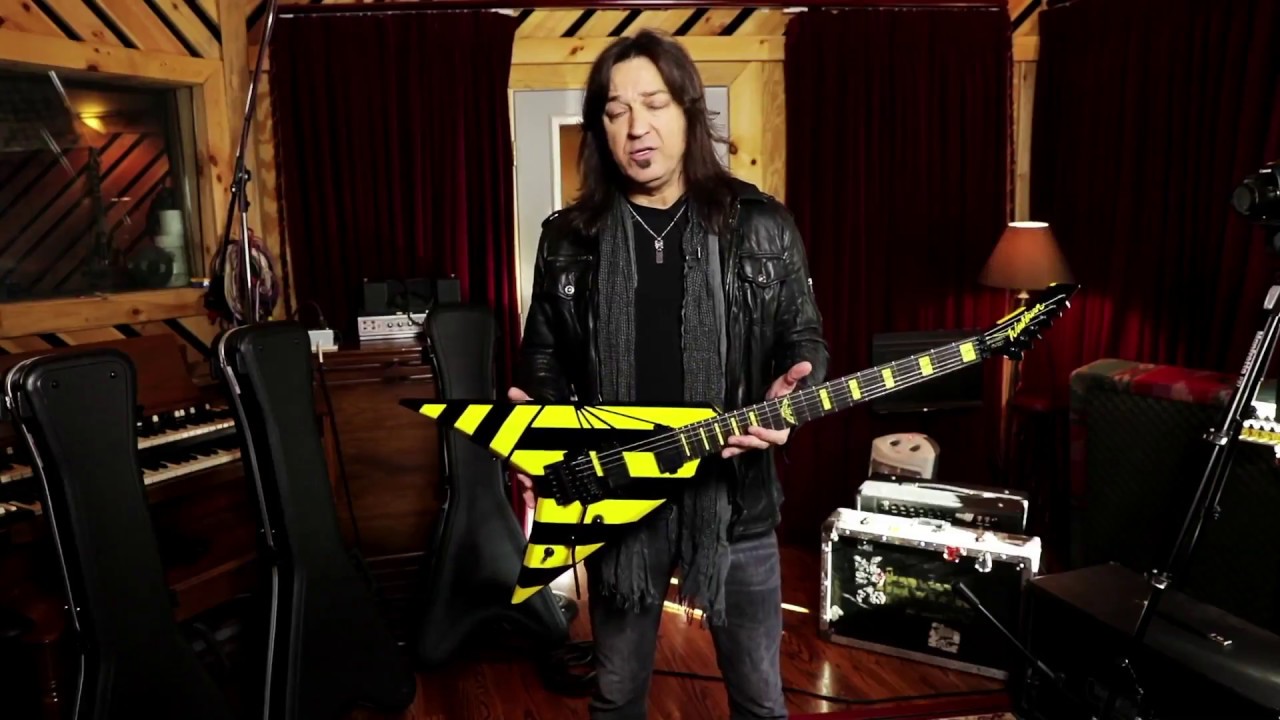 Michael Sweet Shows Off His New Washburn PXV-MS2FRK