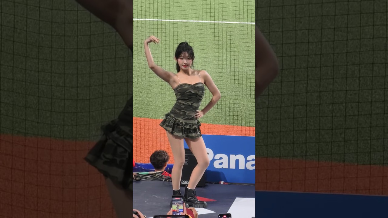 樂天韓籍三本柱精彩舞蹈表演！#台北大巨蛋 #中華職棒 #金佳垠 #廉世彬 #高佳彬 #啦啦隊女孩 #樂天女孩 #樂天啦啦隊
