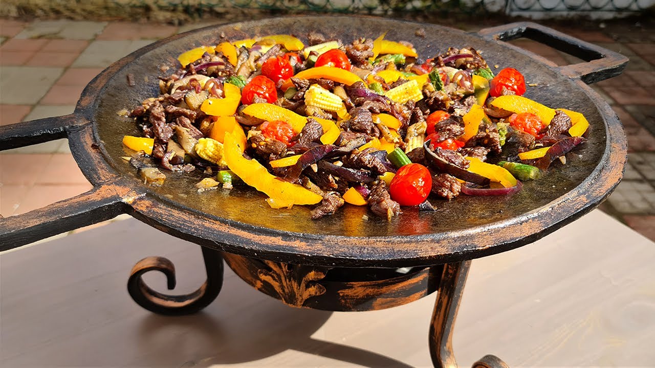 Садж из говядины с овощами | Готовлю на Сибирском садже!