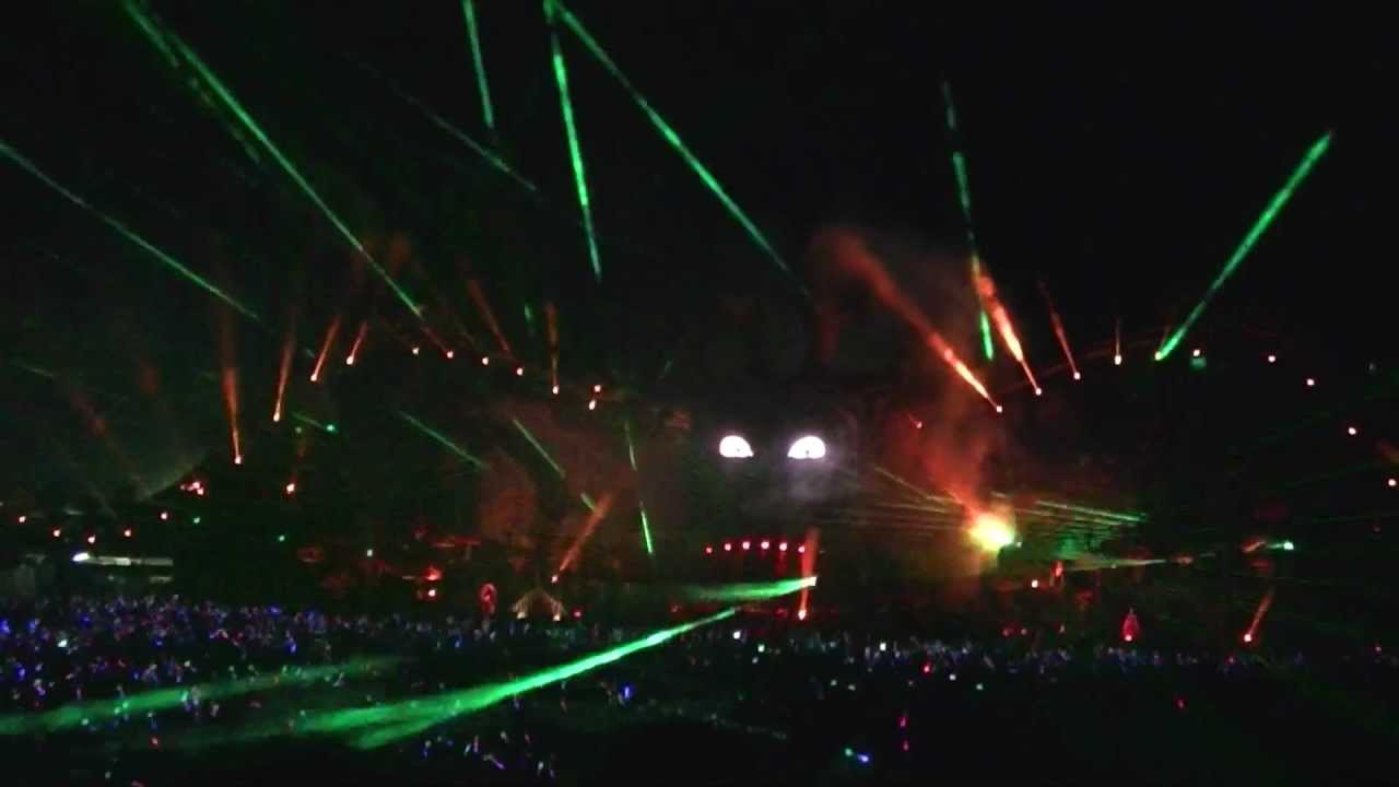 Swedish House Mafia - Sweet Disposition/One More Time - Tomorrowland 2011 - HD