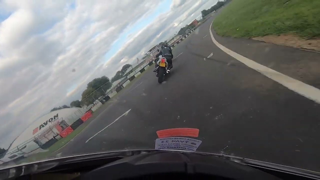 Sv650 tearing up R1, Blade & 848 Part 2   HD 1080p