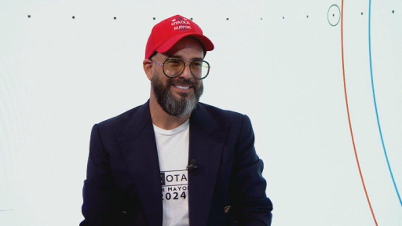 Social media influencer Alex Otaola hopes to be next Miami-Dade County mayor | Facing South Florida