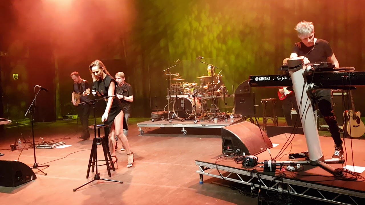 Varius Manx & Kasia Stankiewicz - Ruchome Piaski (Live/London)