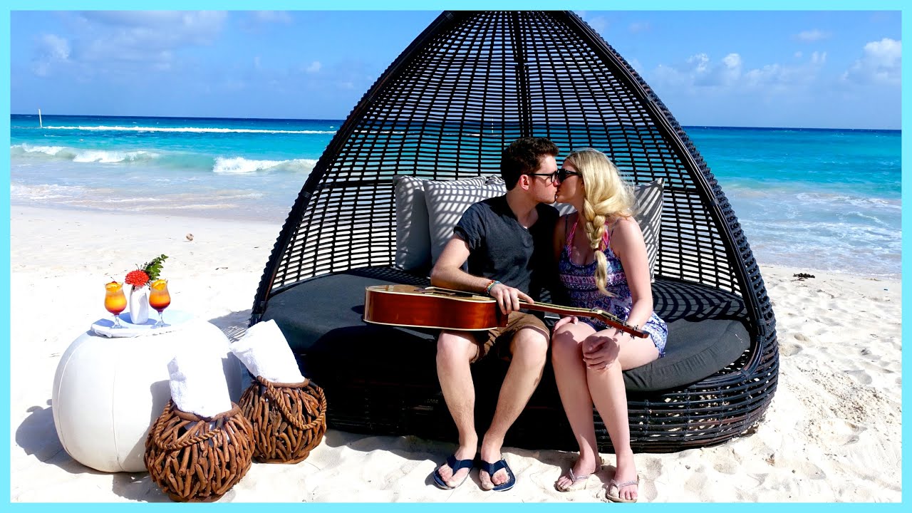 Dancing in the Caribbean! // 12 Days of Daily Vlogs Day 10