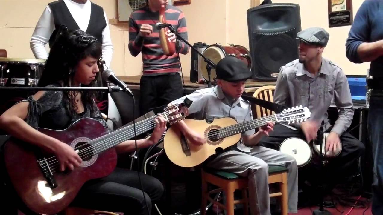 Lopez Mercado siblings playing in Lancaster, Pa-Aguinaldo Jibaro