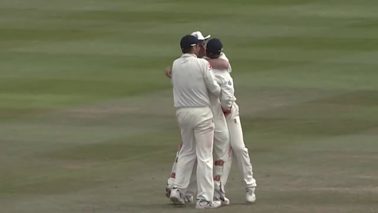 The Flintoff Lee Handshake   Edgbaston 2005   Greatest Ashes Moments