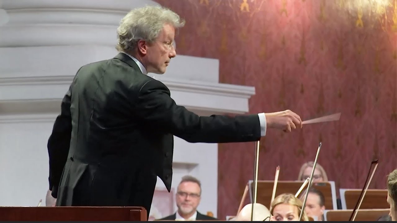 Franz Welser-Möst: Stardirigent hat seltenen OÖ-Auftritt