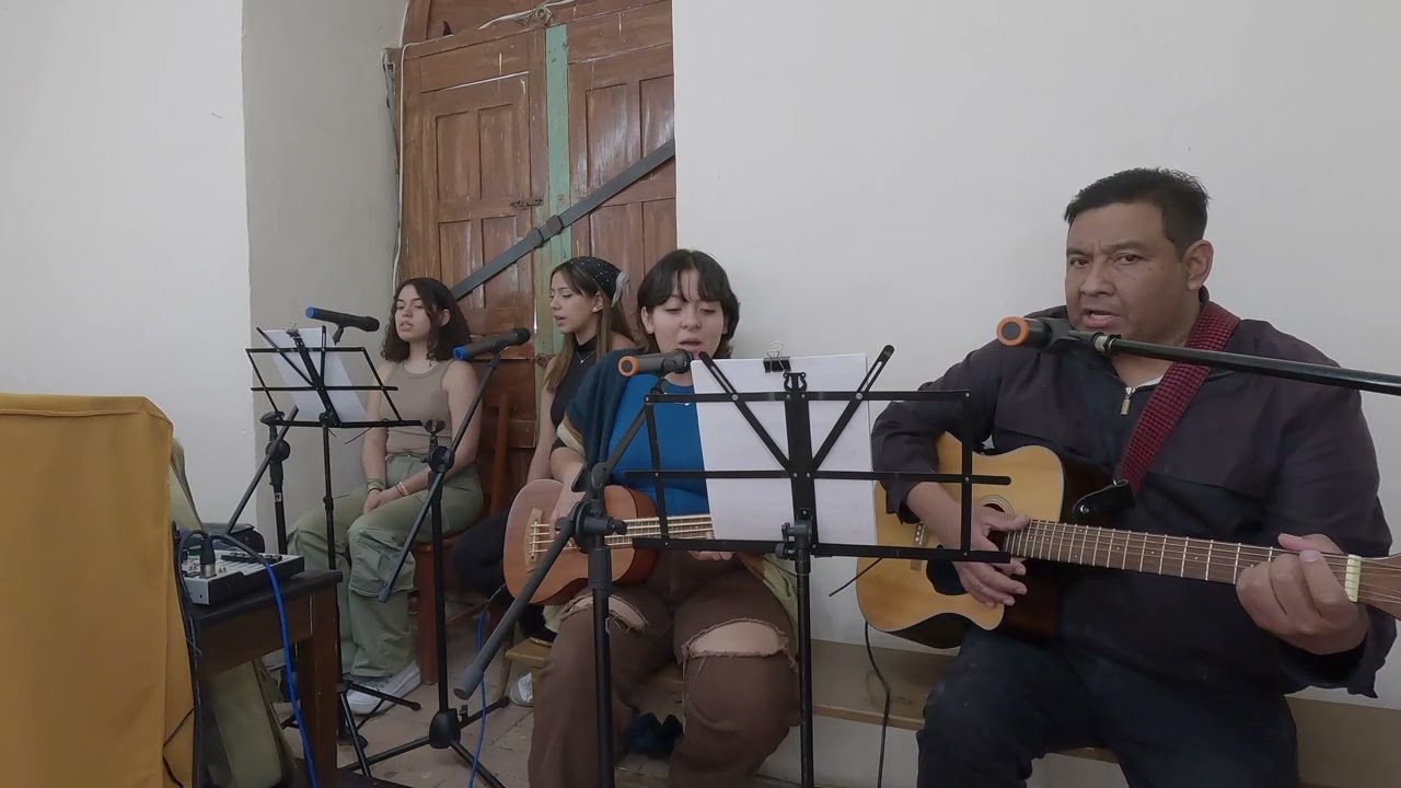 Nos acompañas en el camino - Cesáreo Gabaráin