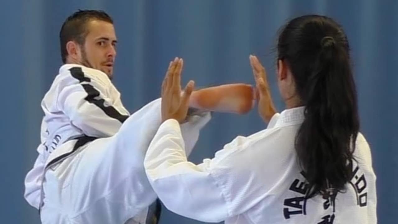 Ge-Baek Pattern – Flying Side Kick Coaching with Master Mark Trotter
