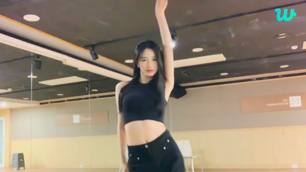 230813 주말 잘 보내고 있나용! [Cherry Bullet JIWON / 체리블렛 지원 weverse live]