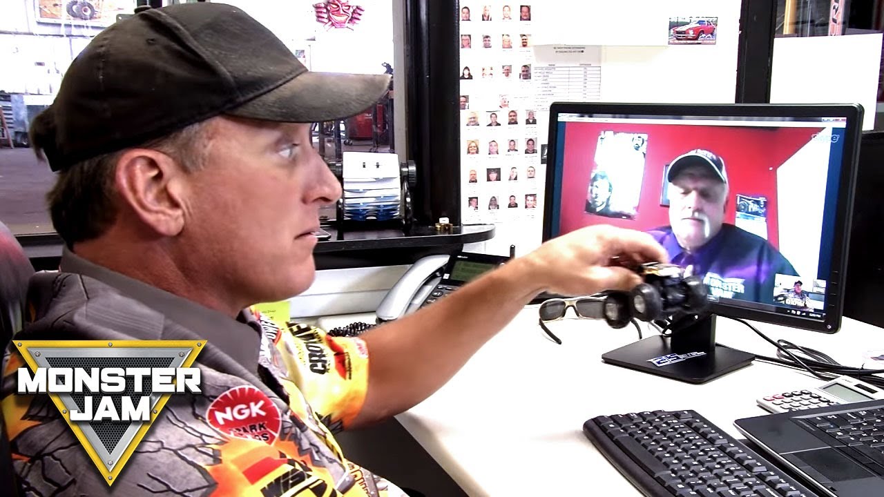 Team Grave Digger and Team Max-D Make a Trade | Monster Jam